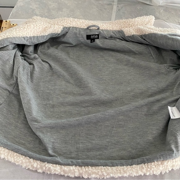 a.n.a coat Berber like in off white SZ M. NWOT - Picture 8 of 13